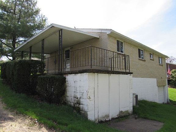 5th image of 11590 Dennis Cir