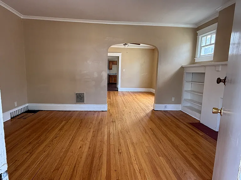 204-06 Genesee Park Dr #2 — Photo 2