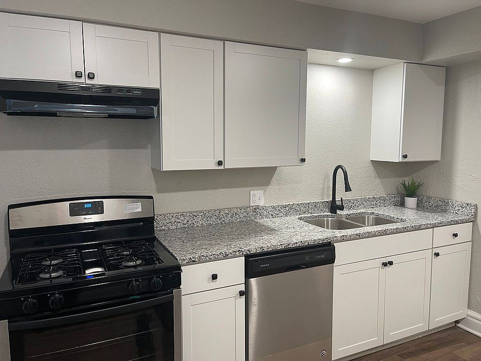1st image of 113 Park Ave #2N