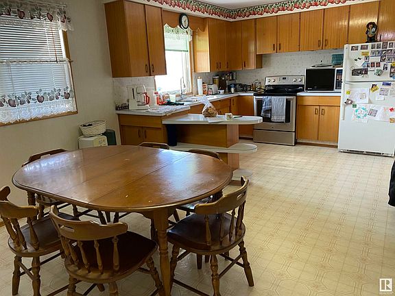 5th image of 5117 Imperial Ave