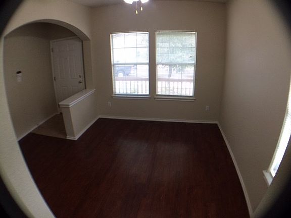 5th image of 9204 Brandts Wood St