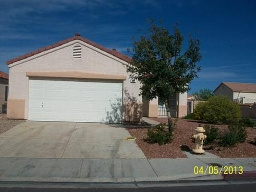 1st image of 984 Skyforest Dr