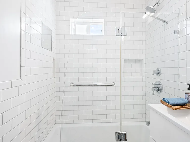 3717 Riviera Dr — Photo 23
