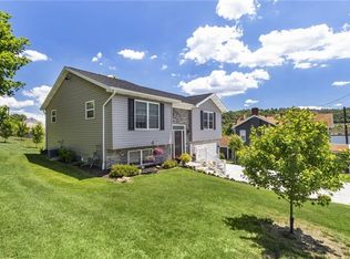 122 Washington St, Vanport, PA 15009