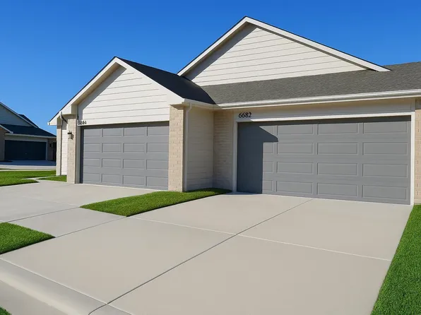 6820-6822 W White Pine St, Wichita, KS 67205
