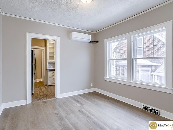 3rd image of 3037 California St