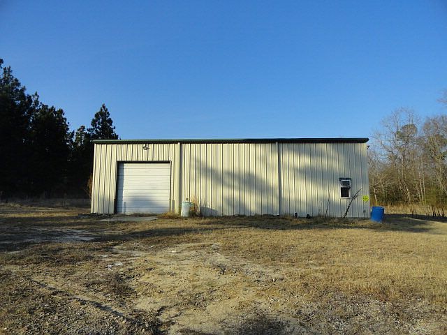 2nd image of 181 Baldwin Rd