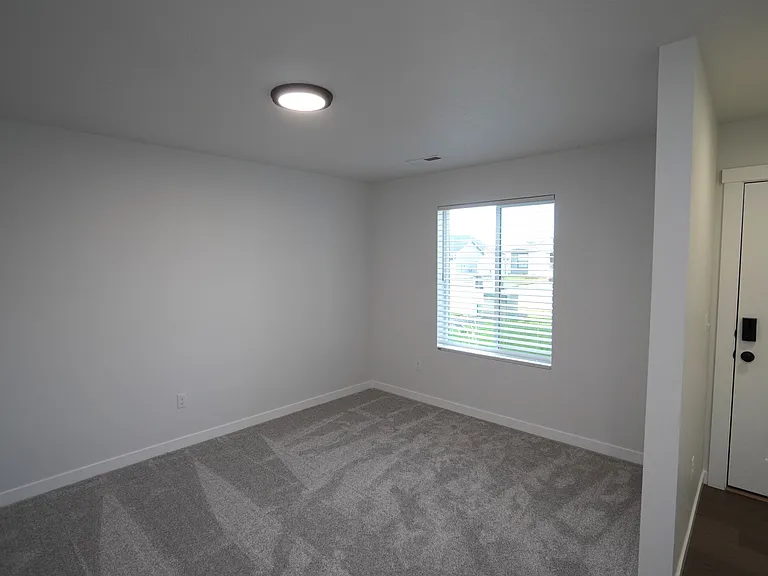 5813 W Stavros St — Photo 2
