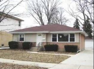 32 Rosemont Ave, Roselle, IL 60172