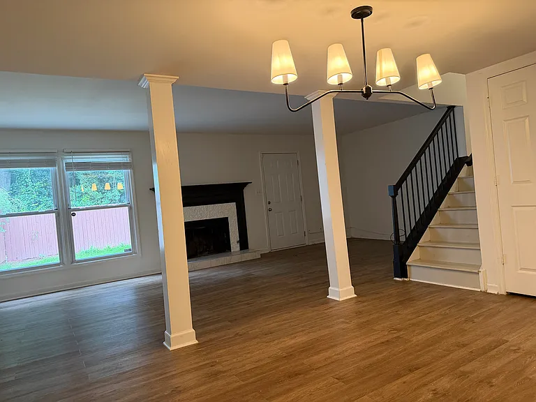 874 Baltimore Pl SW — Photo 7