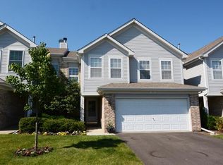 1515 Chatfield Ct, Roselle, IL 60172