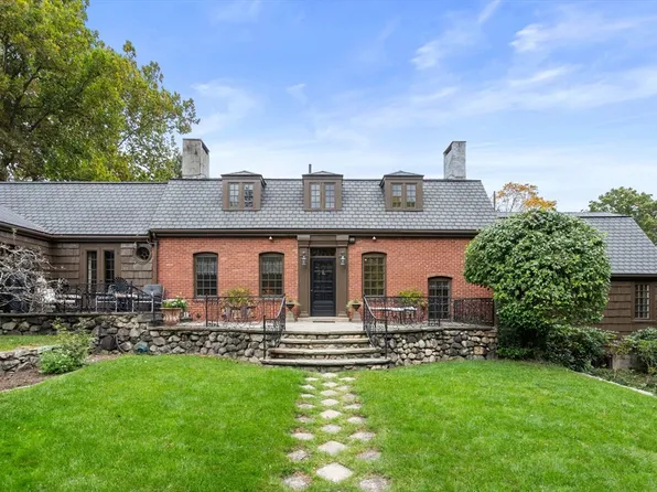 226 Highland St, Dedham, MA 02026