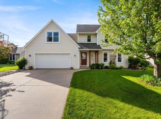 4501 N Stonebridge Ct, Appleton, WI 54915