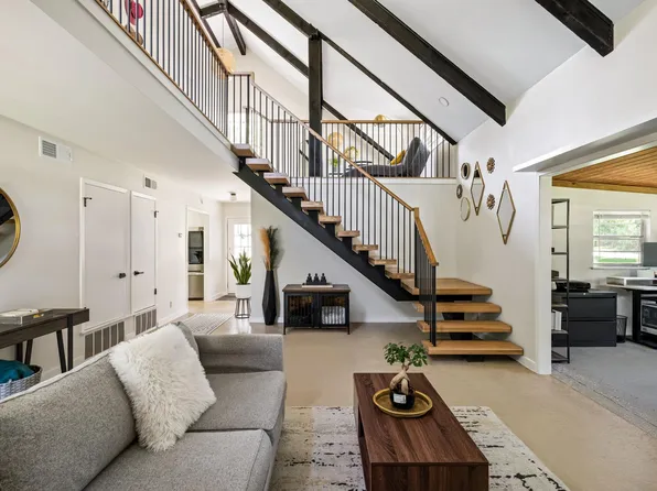 610 Redbud Trl, Austin, TX 78748