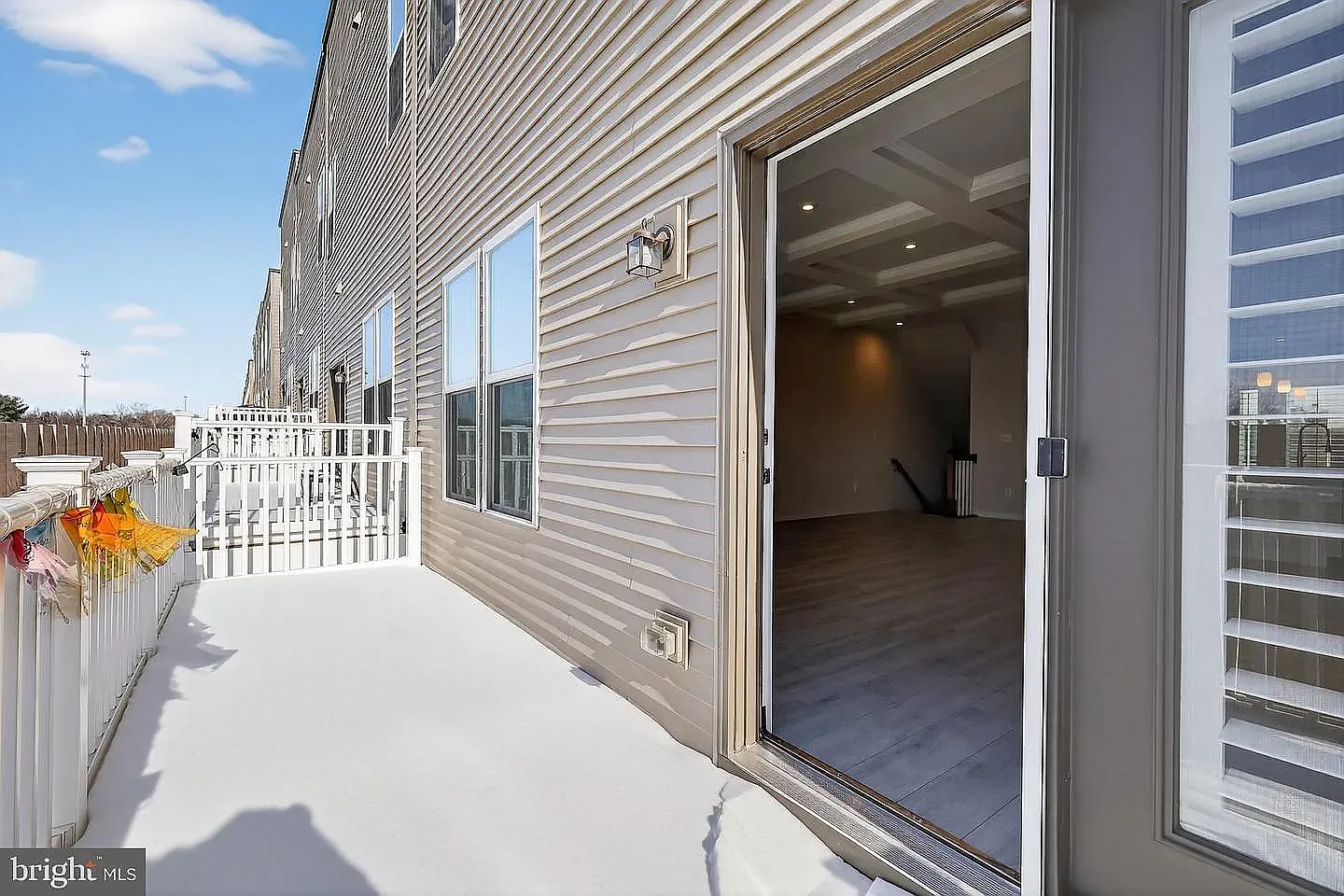 3 bed, 2.5 bath, 2720 sqft, $1,500 — Photo 4