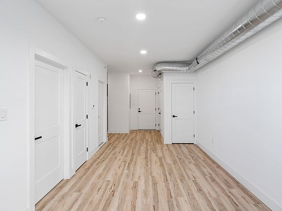 3rd image of 1843 Hartranft St #B1o7