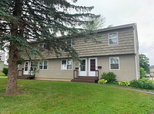 19 Hemlock St #19B, Bangor, ME 04401
