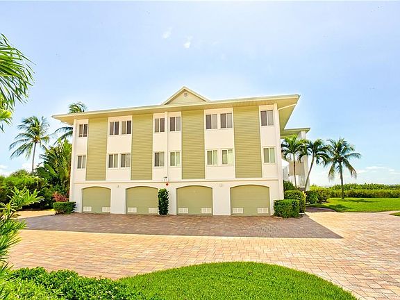 2nd image of 1341 Middle Gulf Dr Unit 5D