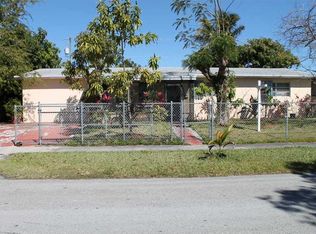 9935 SW 166th St, Miami, FL 33157