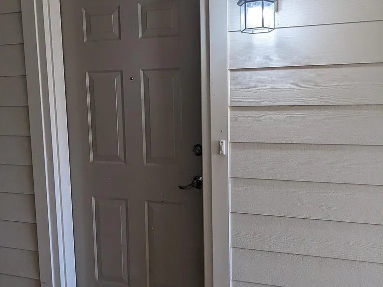1731 Piedmont Cir #1731 — Photo 3