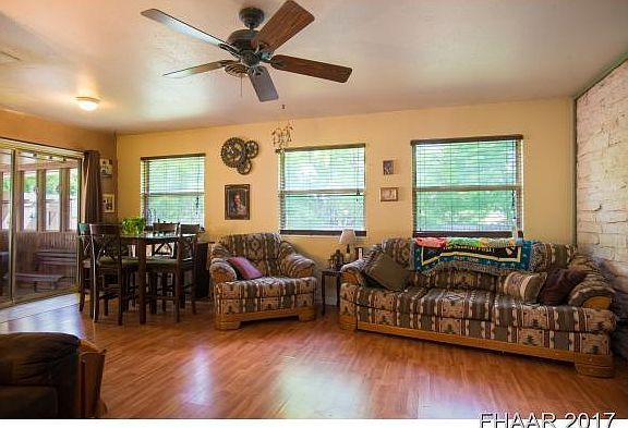 5th image of 1809 Crestridge Dr