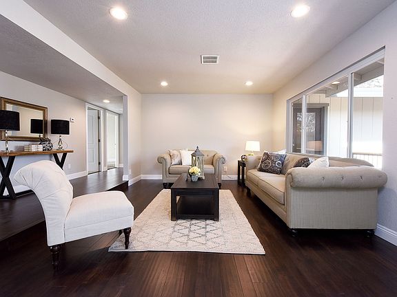 4th image of 820 Stoneman Way
