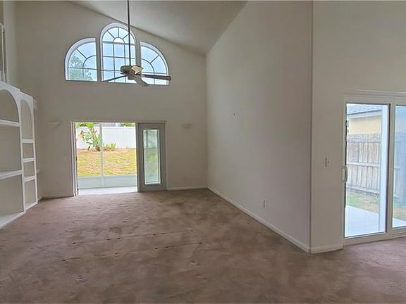 4th image of 16528 Coopers Hawk Ave