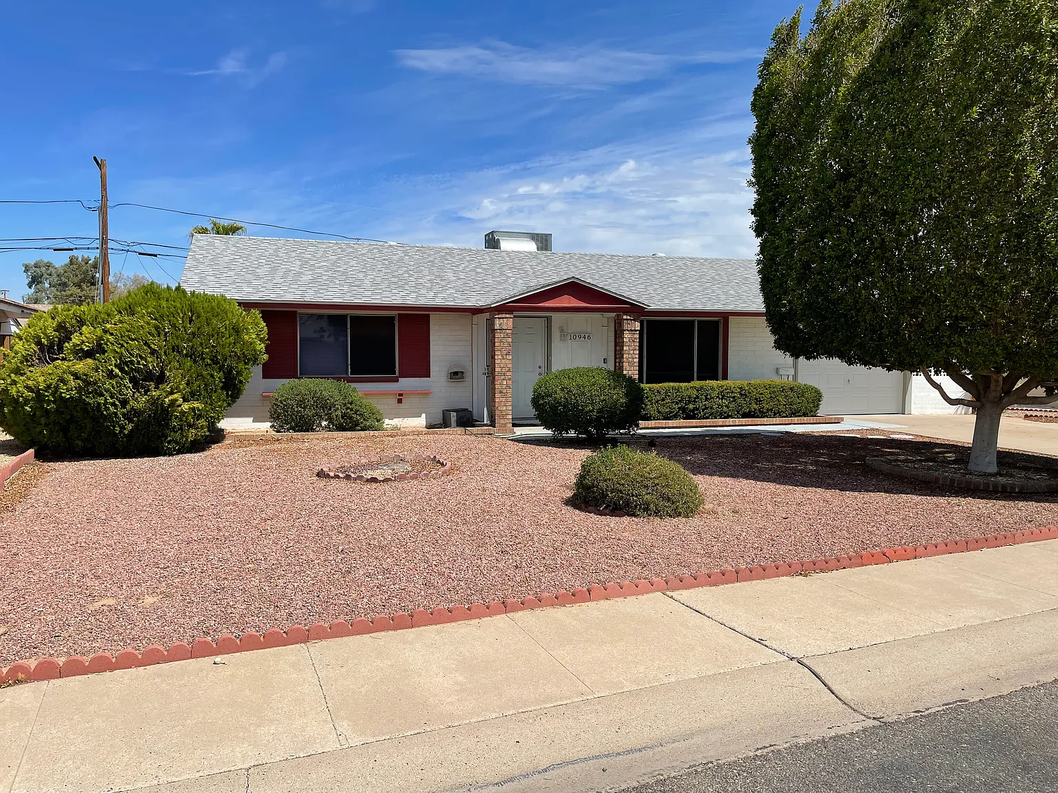 10946 W Canterbury Dr — Photo 1