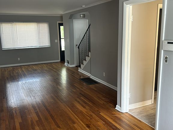 4th image of 237 Broad Meadows Blvd