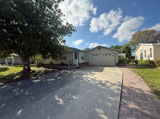 4097 Avenida Del Tura, North Fort Myers, FL 33903