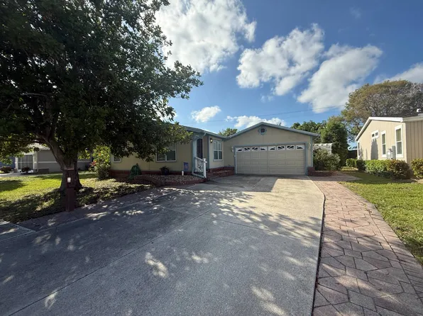 4097 Avenida Del Tura, North Fort Myers, FL 33903
