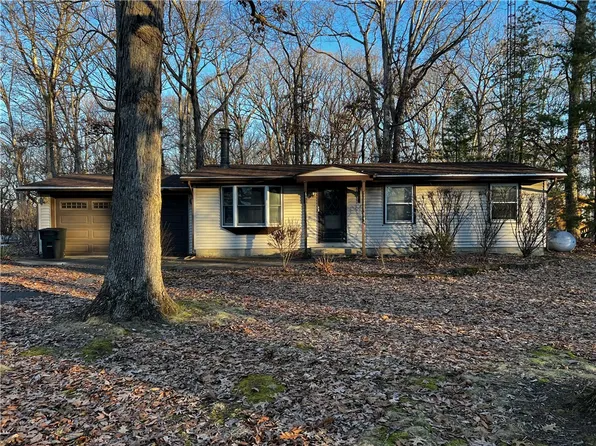 2215-1430 North Rd, Shelbyville, IL 62565