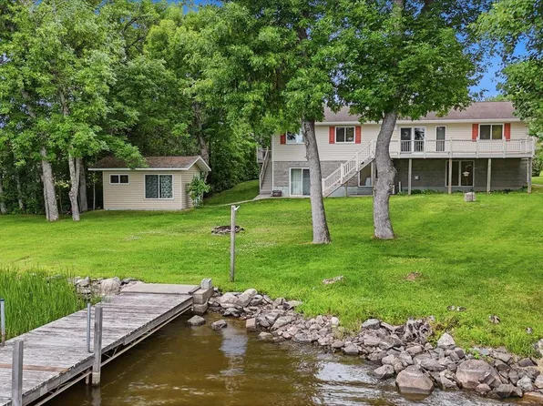 4281 End Of Trail Ln, Tower, MN 55790