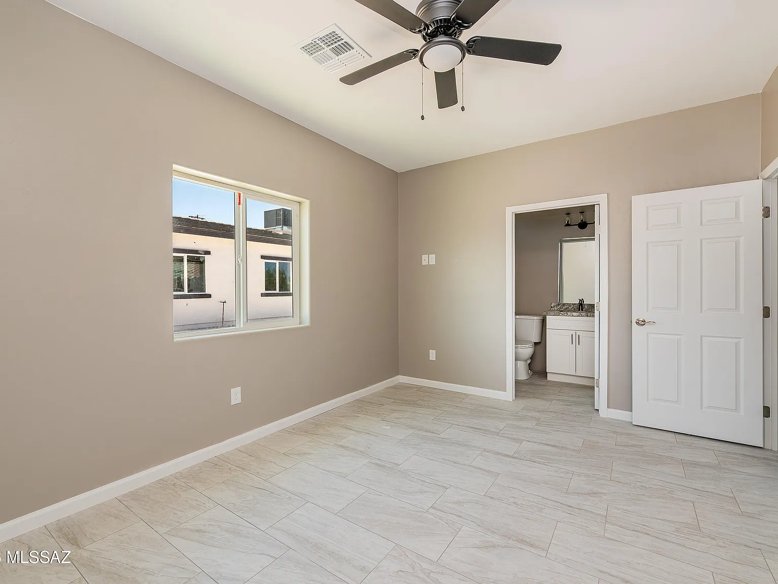 3 bed, 2.0 bath, 1079 sqft, $1,500 — Photo 4