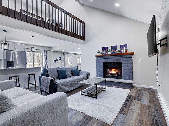 2nd image of 3107 Carobeth Dr