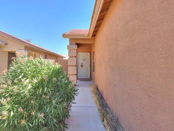 3rd image of 44556 W Yucca Ln