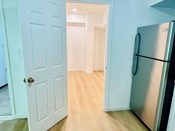 5th image of 13627 Cedar Creek Ln