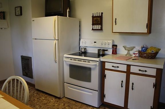 5th image of 100 Hermitage Dr