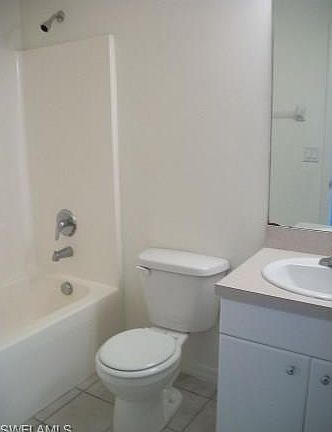 4th image of 5042 Jones Dr