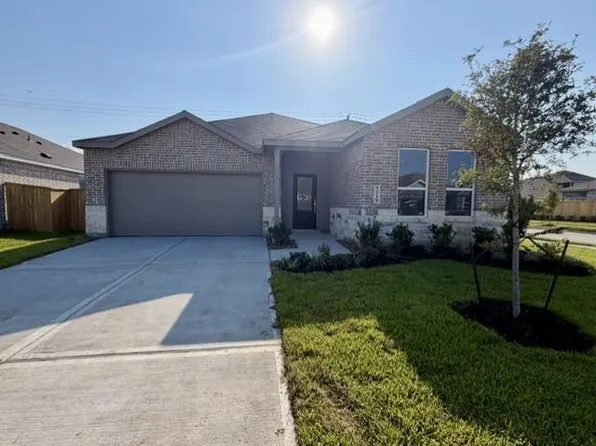 9219 Alaska Shores Dr, Baytown, TX 77521