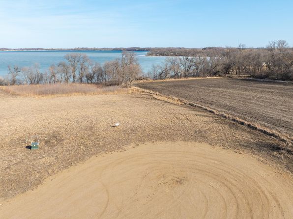 120 S Shores Ln, Garvin, MN 56132