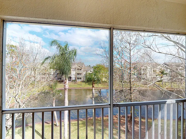 Ashton at Waterford Lakes — Photo 51
