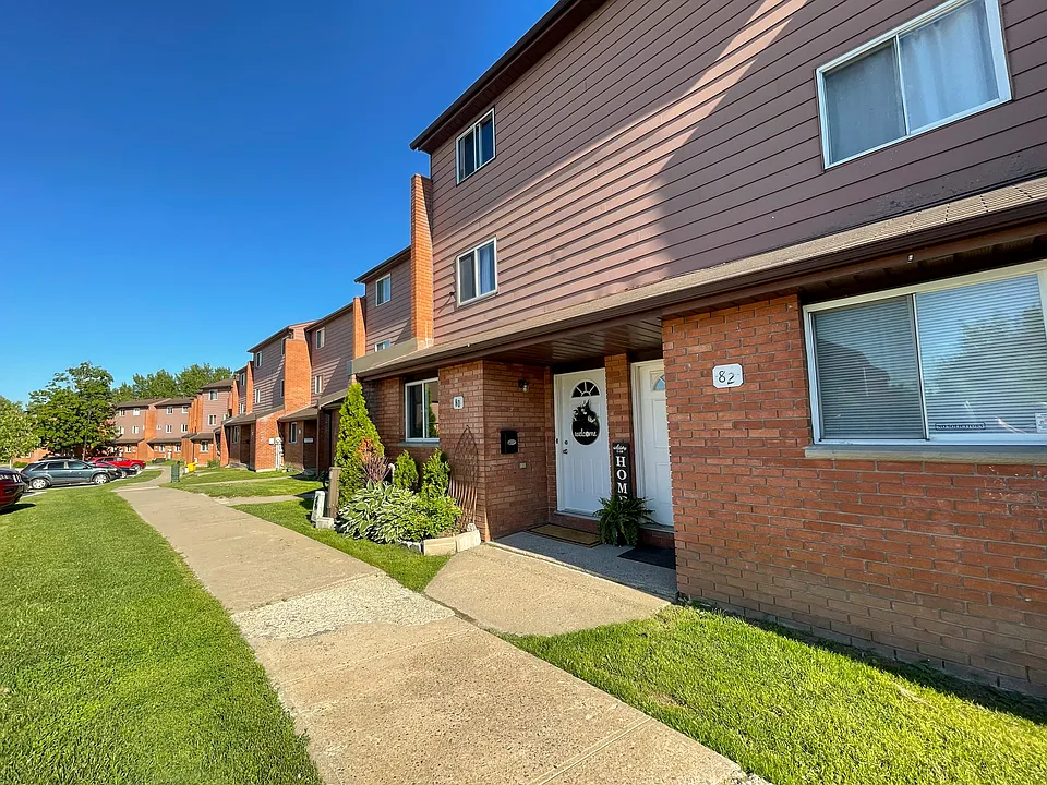 25 Grove Cres