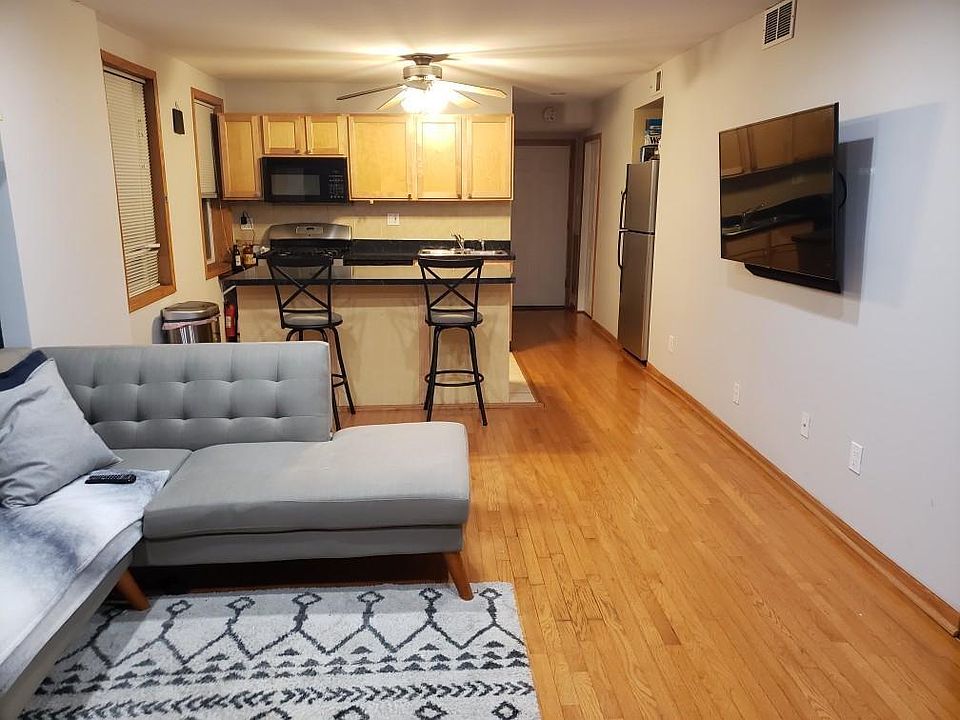 1st image of 3424 N Bell Ave