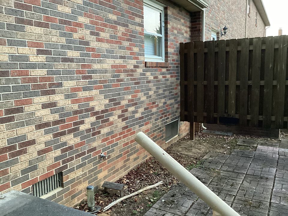 Private patio with fence divider