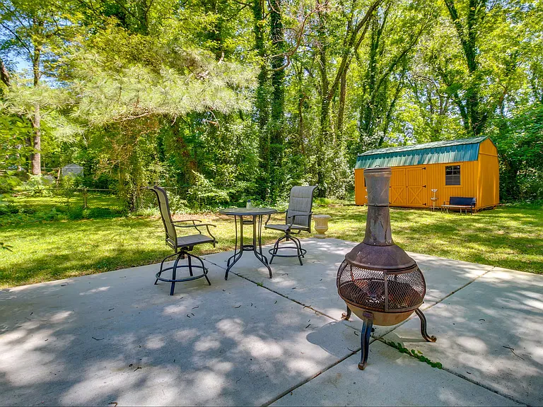 3218 Highland Dr SE — Photo 16
