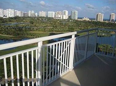 4th image of 19501 W Country Club Dr APT 1513