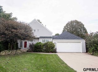 2520 Bretigne Cir, Lincoln, NE 68512