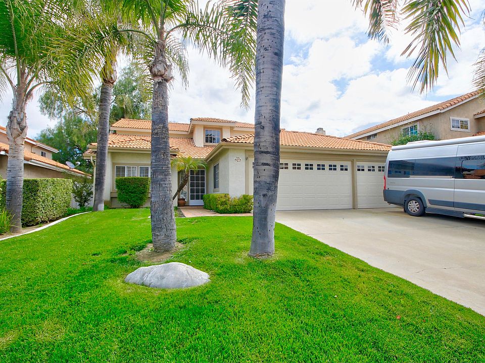 1st image of 40218 Holden Cir