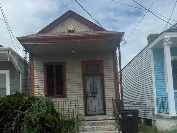 1424 Leonidas St, New Orleans, LA 70118